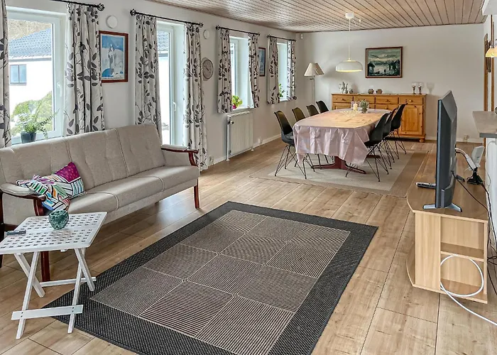 Vakantiehuis Beautiful In With Wifi *
